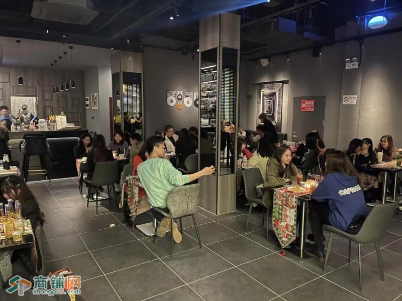 W南山区旺棠工业区荔兹公寓酒吧酒吧转让图2