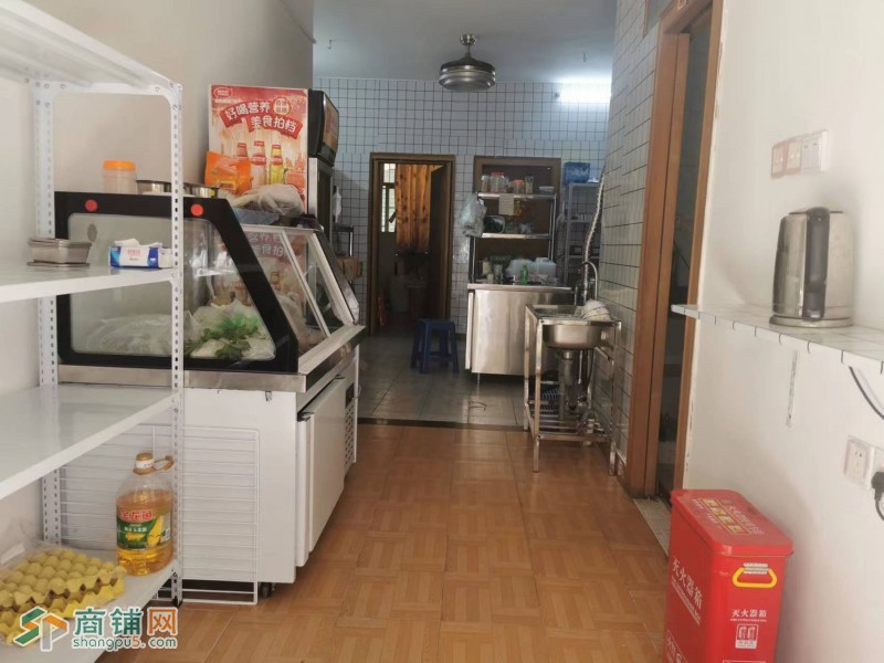 W布吉大型社区水饺鲜生餐饮店旺铺转让图2