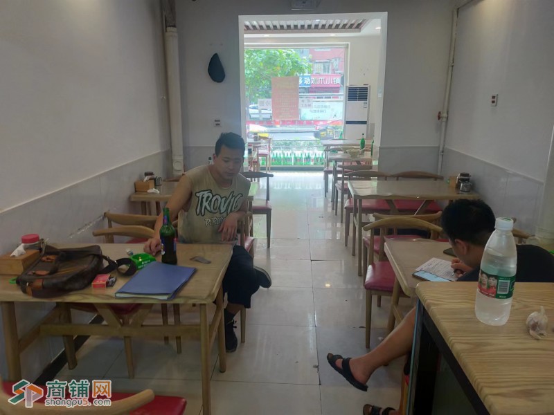 大东区小十字街四季抻面转让图3