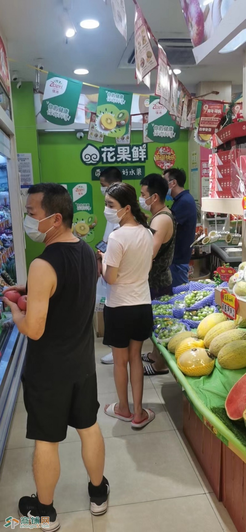 W宝安新安品牌水果店转让图2