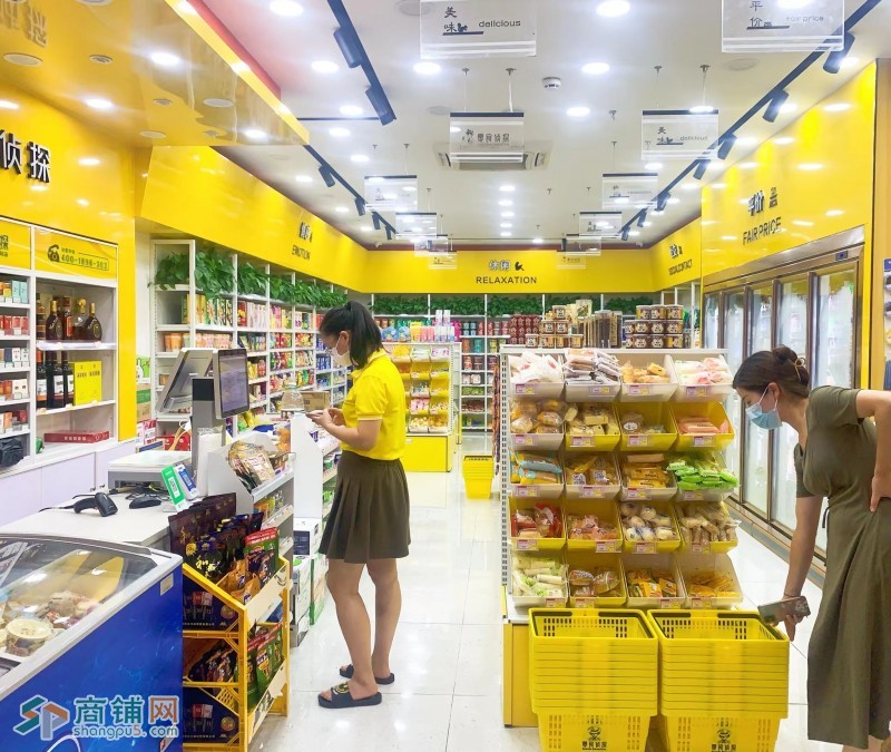 w龙岗区爱联临街生意稳定零食超市整体优价转让图2