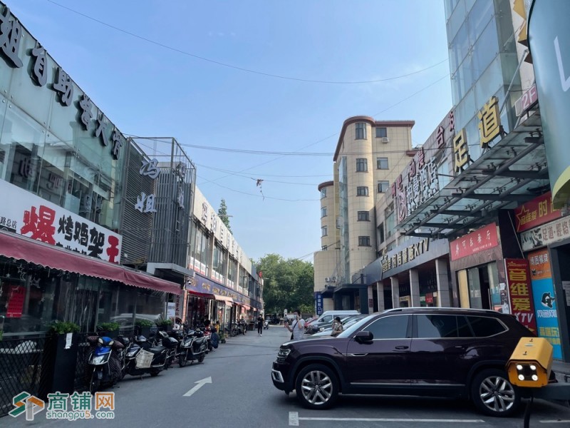 无转让费20平北新泾菜场边旺铺出租业态不限可餐饮可外卖图3
