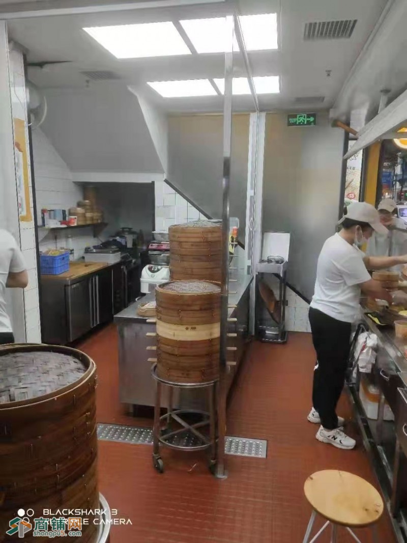 W罗湖区招商中环三津汤包旺铺转让图3