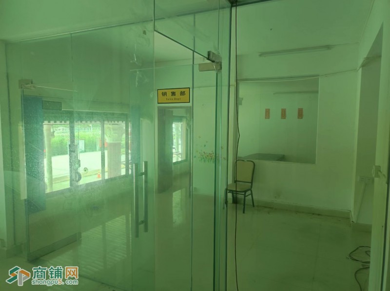 无转让费香洲拱北口岸青茂关口临街旺铺出租餐饮美容办公可明火外摆图2