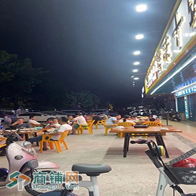松岗美食街临街美食店铺出租图3