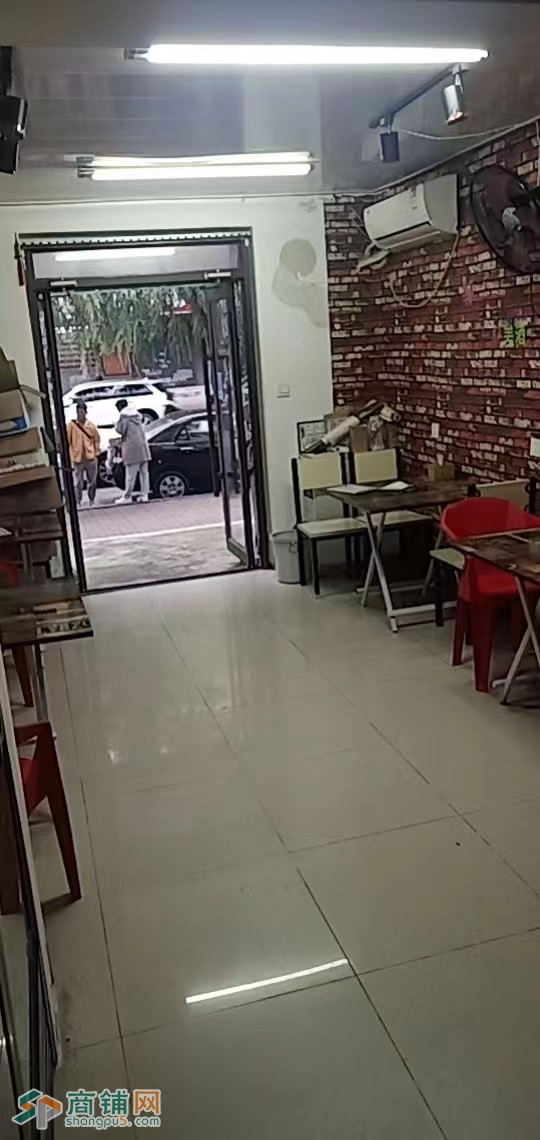 于洪赤山路旺铺串店转让图3