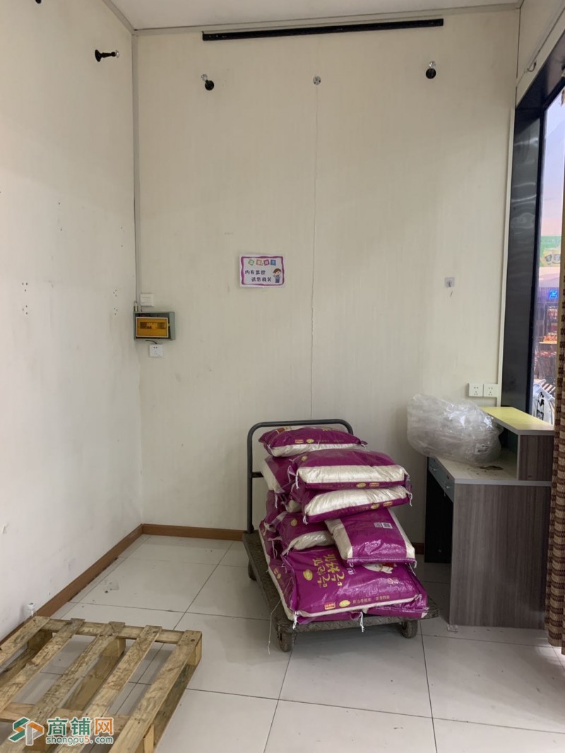 大润发发到家超市旺铺出租图2