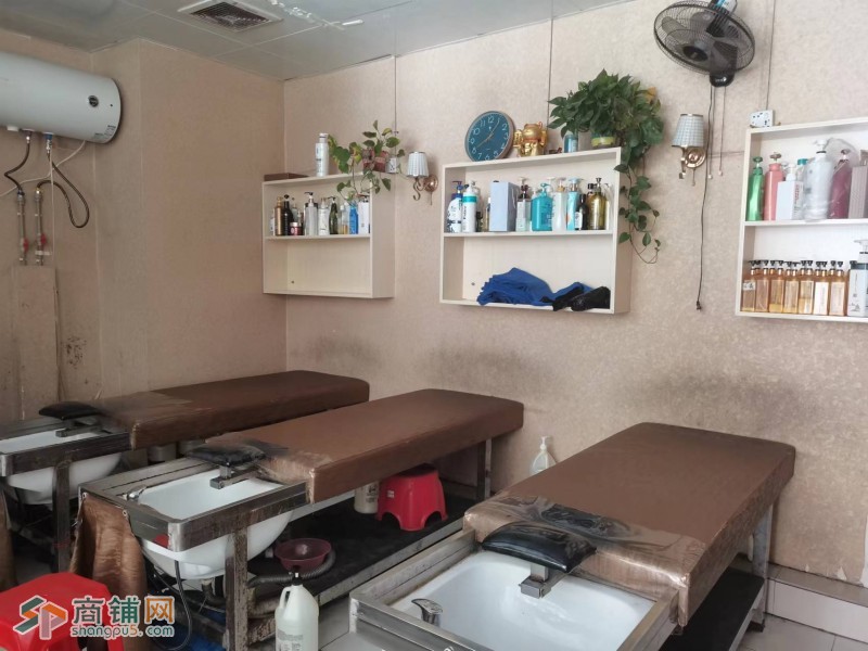 W光明东尼美发店低价转让图3