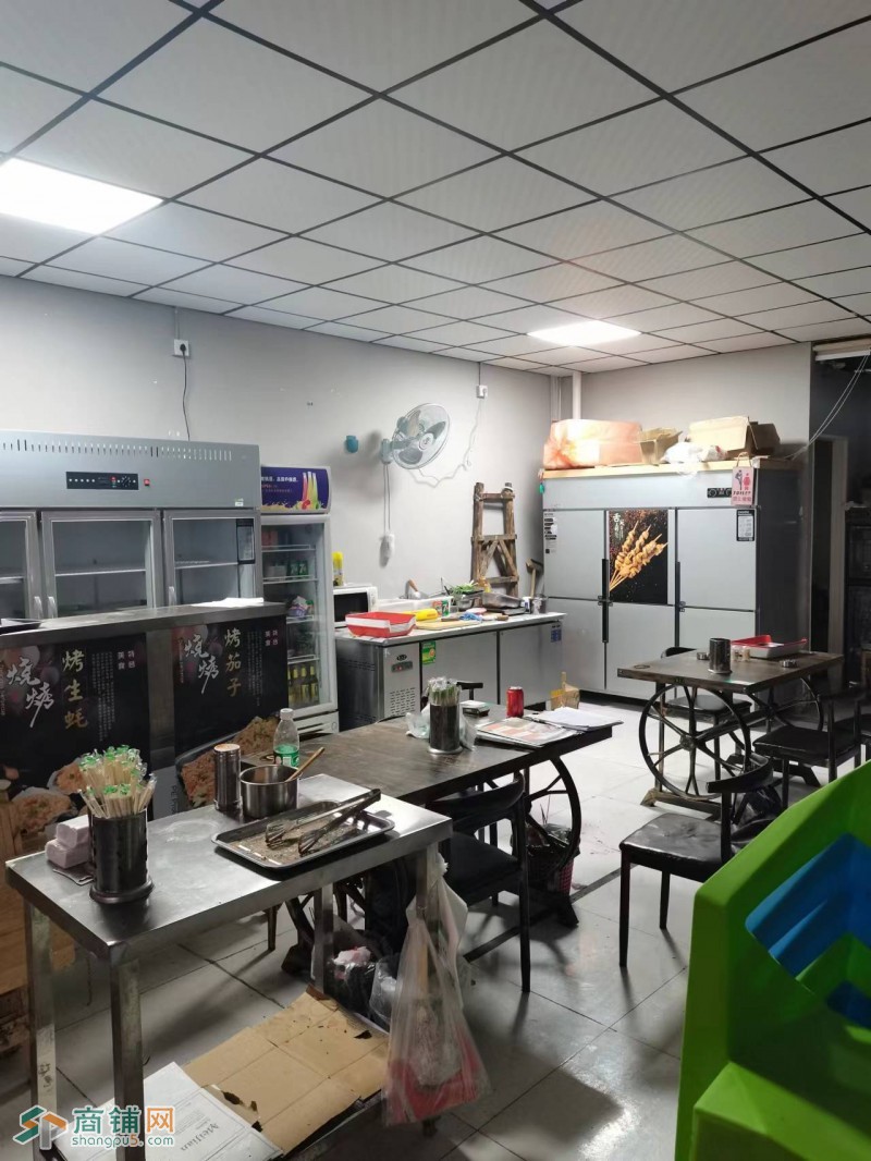 w转让 热闹街道盈利餐饮店挥泪转让 中介勿扰图3
