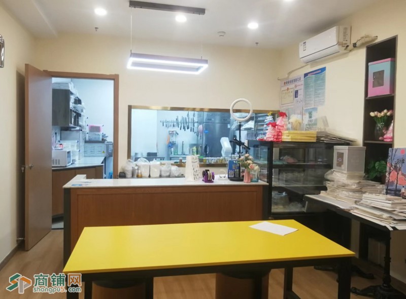 吴江新城吾悦广场60平烘培店诚心转让图2