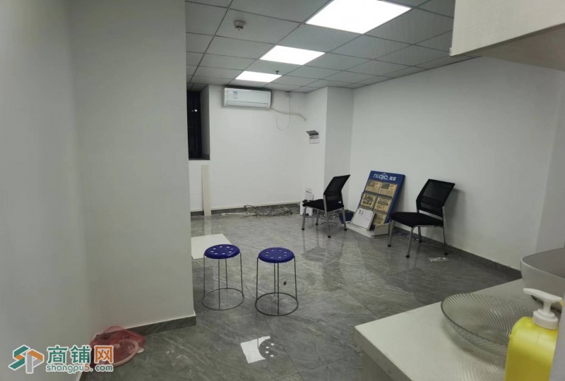 体彩店加双层商铺可分开租图2