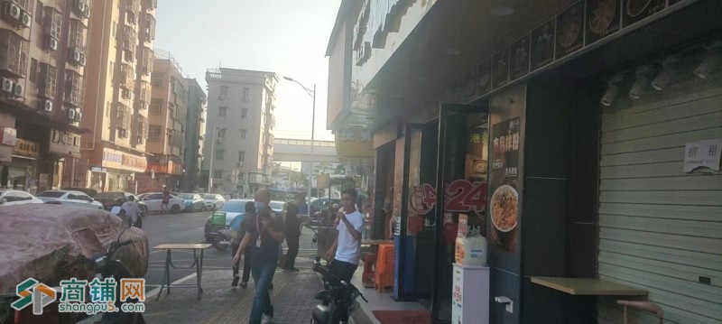 W宝安区兴围社区粥瓜婆土猪咸骨粥优价转让图3