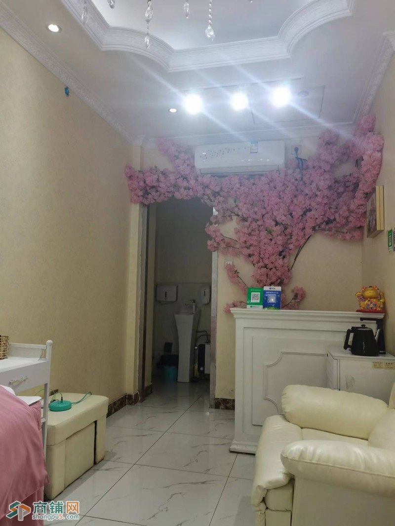 w转让 小区门口盈利精装美甲店挥泪转让 中介勿扰图2