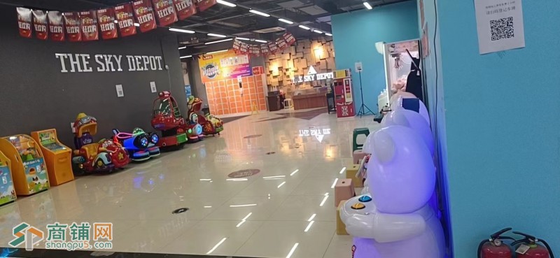 W铁西区思凯德宝商品折扣仓内店铺转让图3