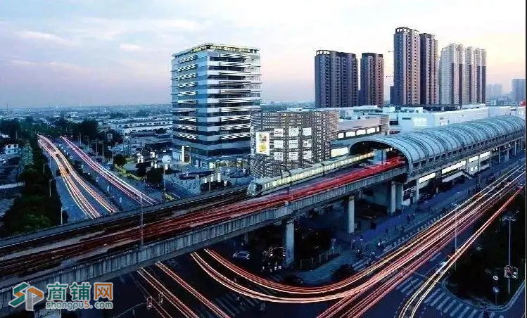财富广场人气沿街旺铺装修升级，火热招商中!图2