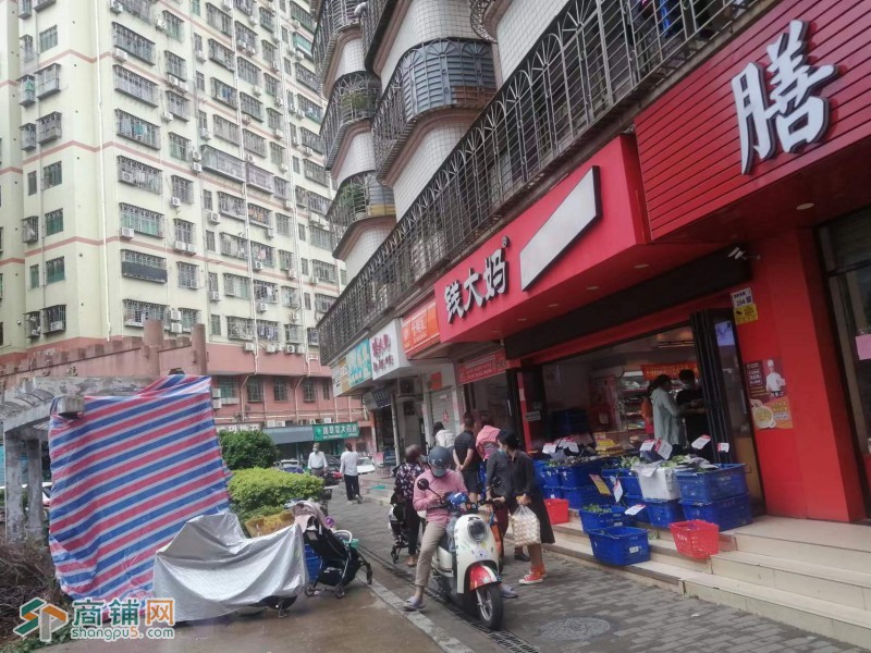 W布吉区龙岭山庄膳鼎鲜生鲜盈利超市转让图3