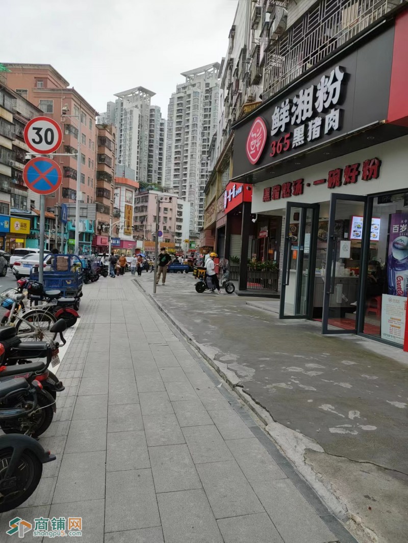 罗湖区泥岗村家私店低价转让W图3