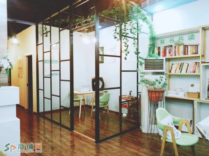 美容美甲店 老店成熟店铺转让商业区好位置图2