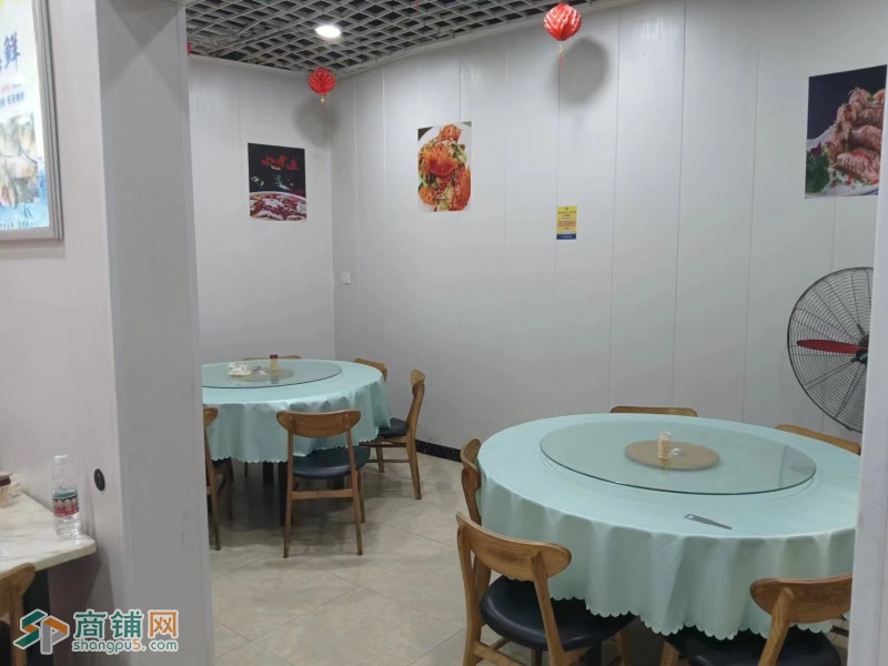 W盐田区佳兆业商业街潮海砂锅粥旺铺转让图3
