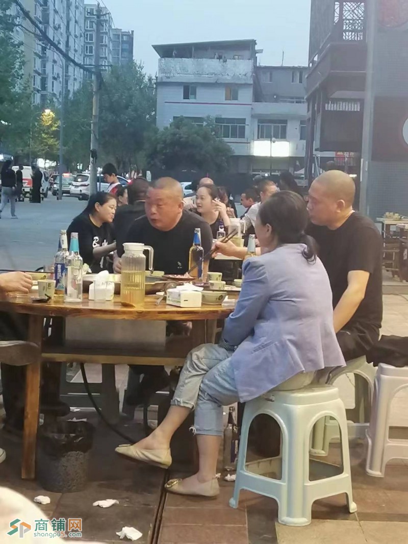w转让 果堰街日流水5K＋的羊肉 火锅店 中介勿扰图3