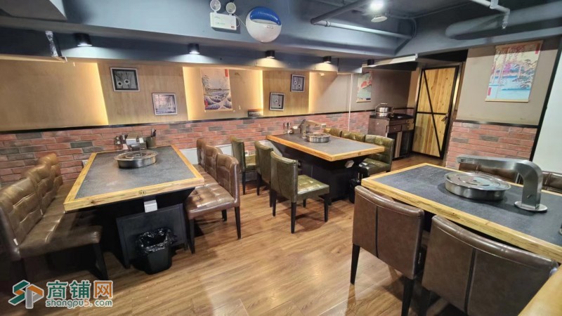 于洪区汪河路餐饮店烤肉店出兑无行业限制可空兑图3