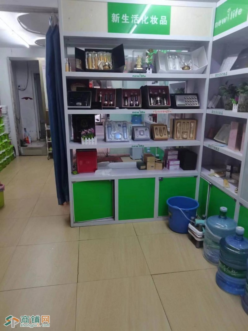 北郊美容店带阁楼转让图2