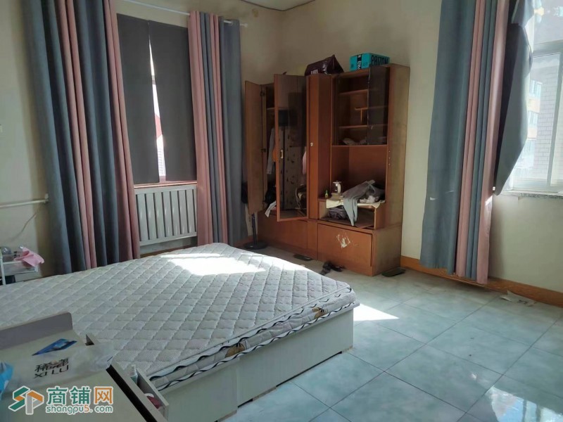编号237新华区北赵家坟村临街二层小楼出租图3