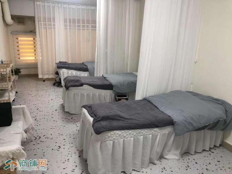 W宝安区马鞍山地铁口美甲美睫半永久店转让图3