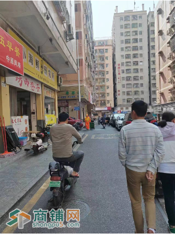 W龙华小吃店旺铺转让图2