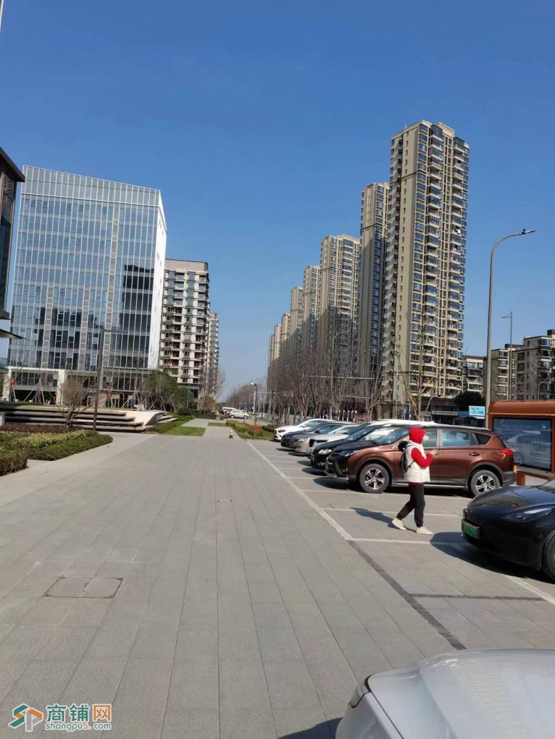 星湖路旺铺出租 【江北万象城、山姆超市附近】图2