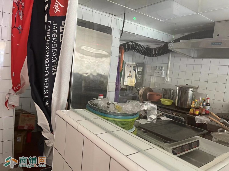 w龙华经营六年老店餐饮店整体优价转让图3