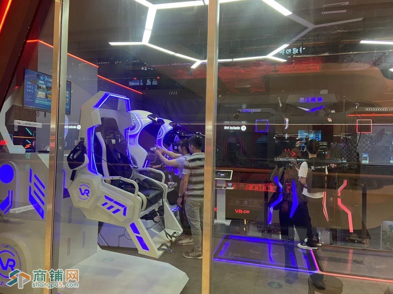 W龙岗万达广场黑空VR整体转让！罗湖金光华5楼黑空VR整体转让图2