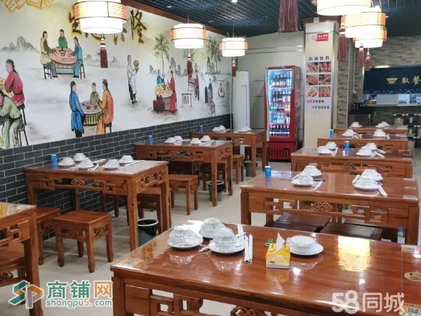 W宝安区上合花园出入口烧烤店旺铺转让图2