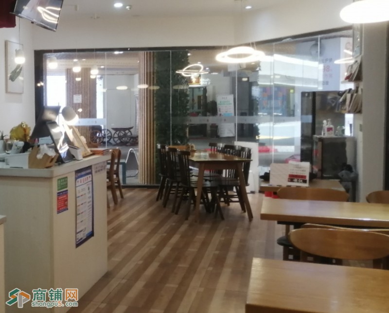 新区繁华购物中心沿街50平五年餐饮店诚心转让图3
