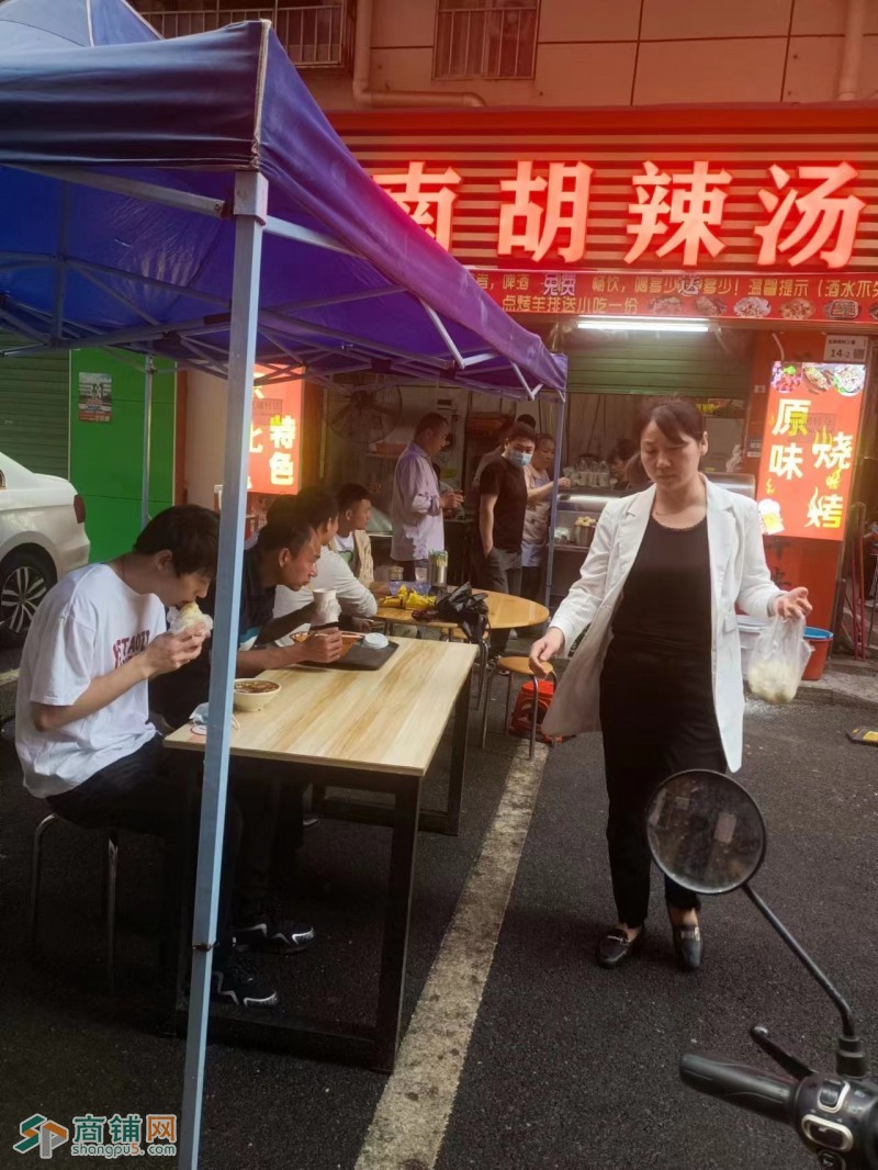 W龙华区福康社区瓦窑排旺铺餐饮小吃店转让图3