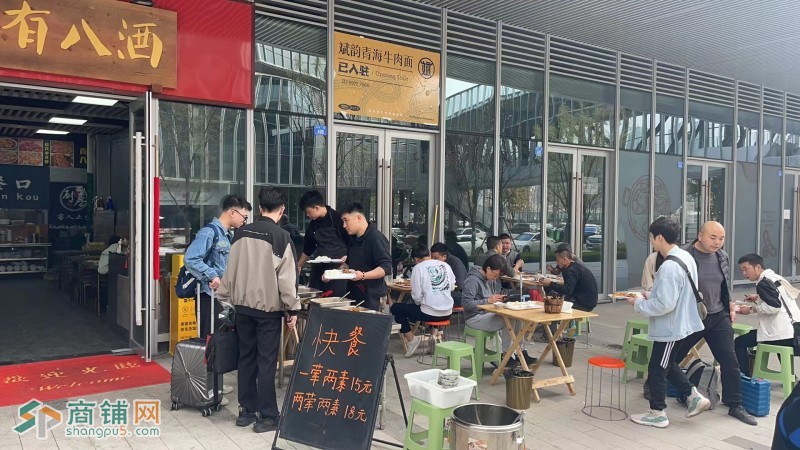 W高新稳定客源 盈利中餐馆底价转让图2
