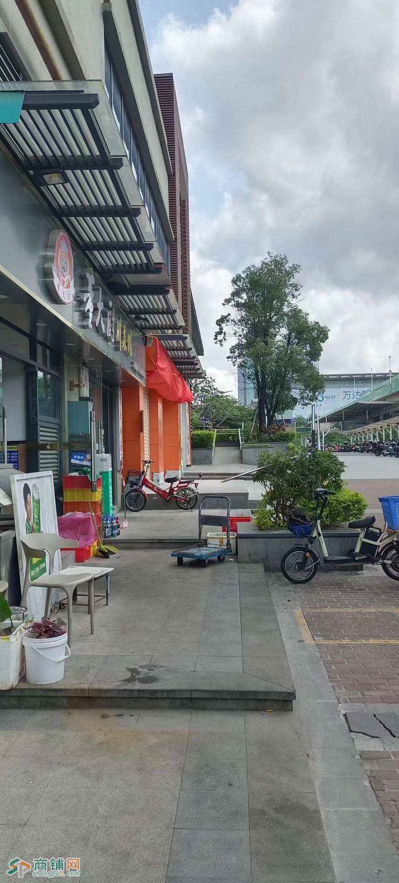W龙岗商业中心城旺铺转让，小区底商，人流量大图3