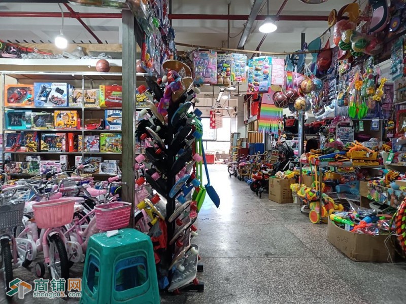 龙城批发市场内童车玩具批发零售图2
