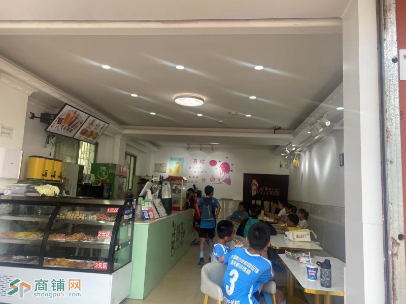 W宝安经营十年老店冷饮小吃店整体优价转让图2