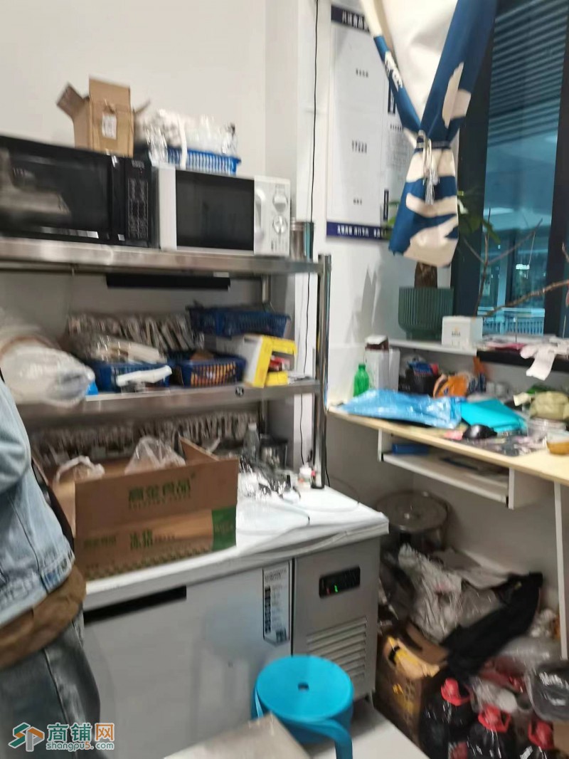 W转让 地铁口二楼精装修外卖店低价转让 中介勿扰图2