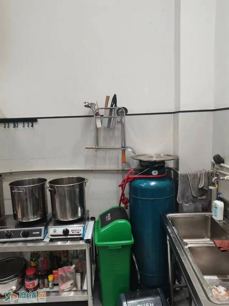 W转让 地铁口二楼精装修外卖店低价转让 中介勿扰图3