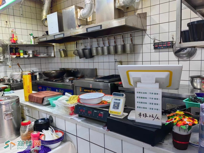W新都区大丰汇融广场万人小区高端写字楼配套盈利中不是外人冒菜整体转让图2