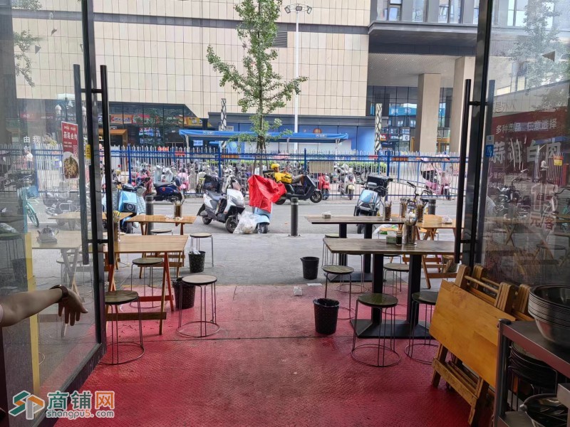 W新都区大丰汇融广场万人小区高端写字楼配套盈利中不是外人冒菜整体转让图3