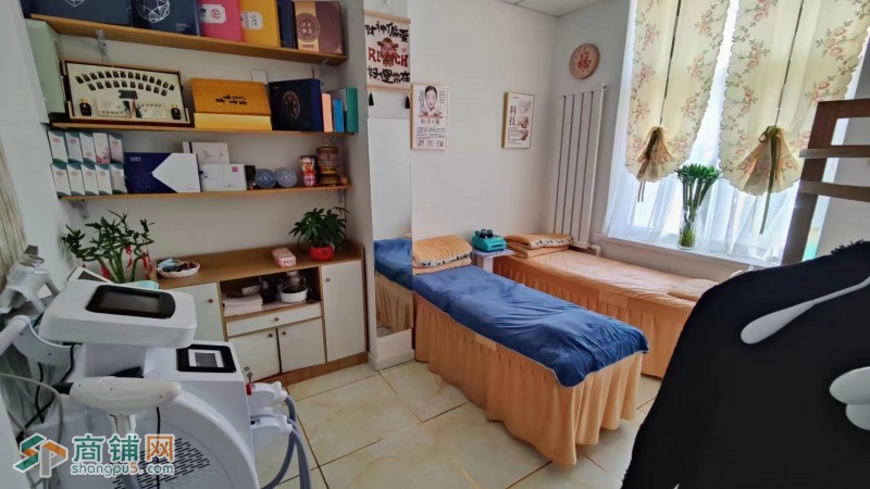 W铁西区劳动公园旺铺美容美发店转让出兑图3