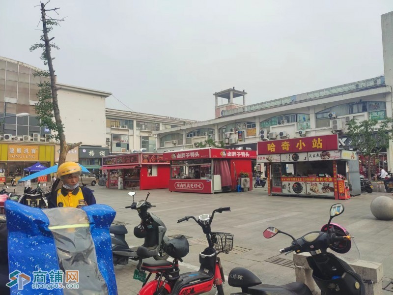 园区成熟商圈联丰广场的美食街，20平麻辣香锅转让（13天成功转让）图3