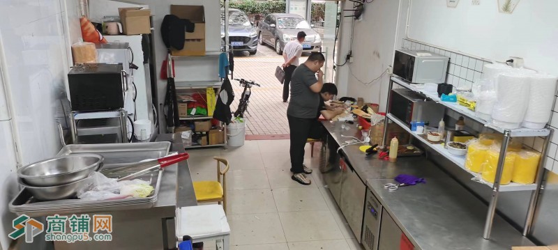 W南山科技园中区八大局盖浇饭店转让图2