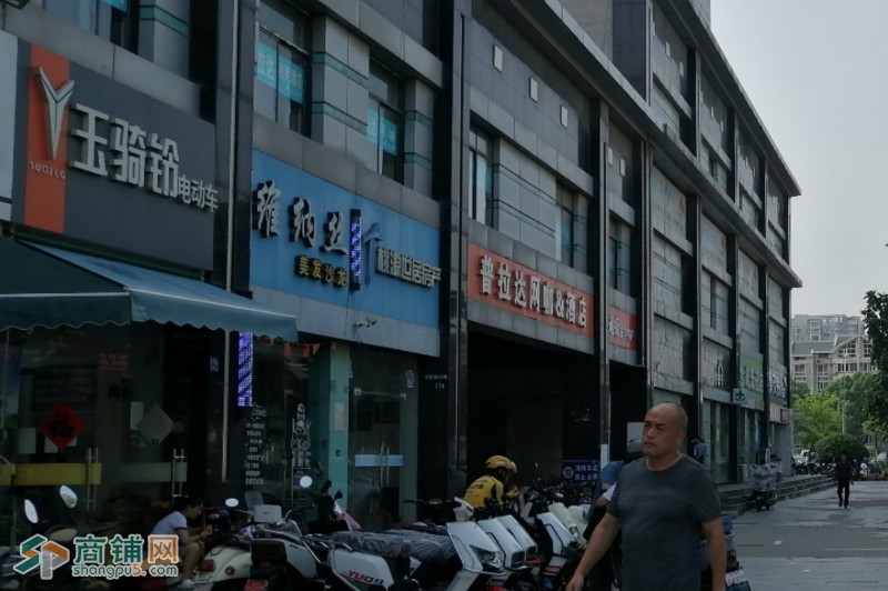 相城成熟商圈沿街50平餐饮店转让。证件齐全。图3