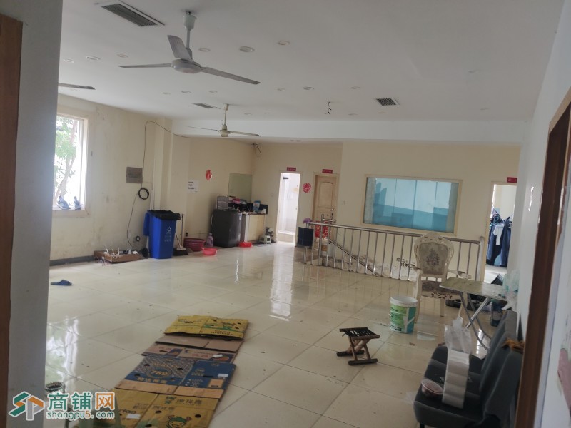 易铺推荐 姑苏区257平 水果店转让二楼上可以住人 门头大气宽阔 生意稳定欢迎考察图3
