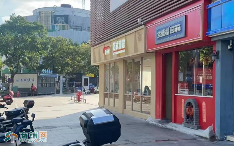 太仓老城区知名品牌烤鸭店转让，生意成熟，接手即可营业。图2