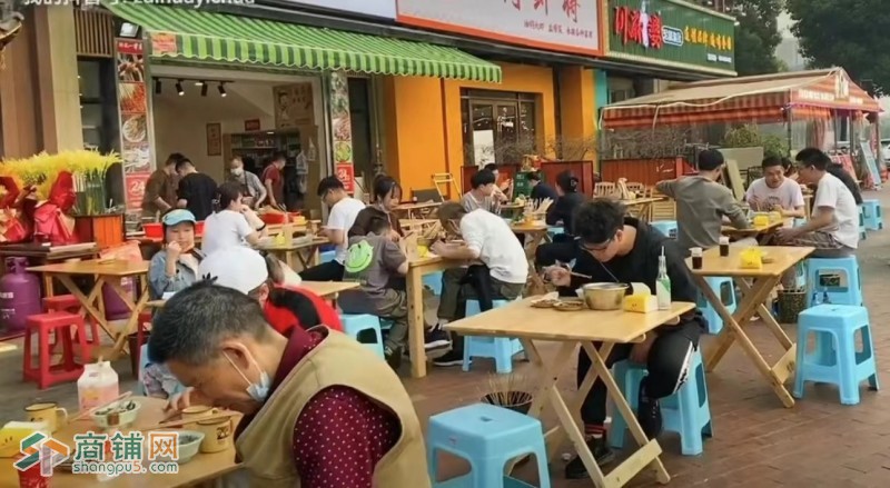 W郫都天河路地铁口盈利人流旺铺低价转让图2